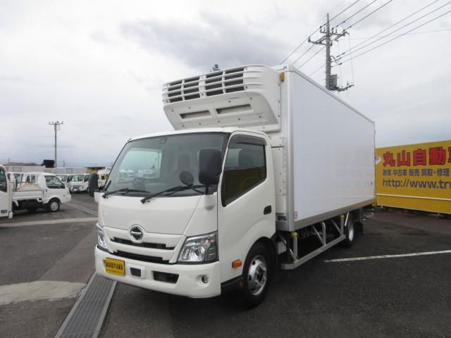 Japanese used car Ref# 1613683 HINO / DUTRO
