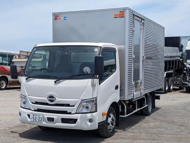 Japanese used car Ref# 1613684 HINO / DUTRO