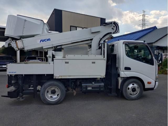 HINO / DUTRO