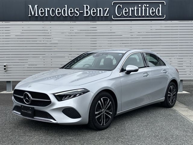 Japanese used car Ref# 1613932 MERCEDES BENZ / MERCEDES BENZ A class sedan