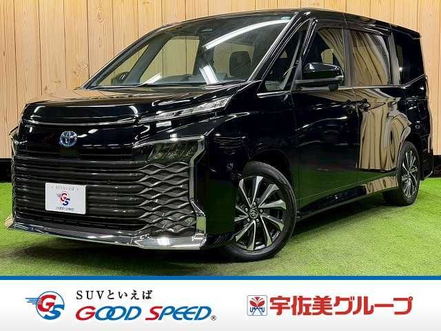 TOYOTA / VOXY HYBRID