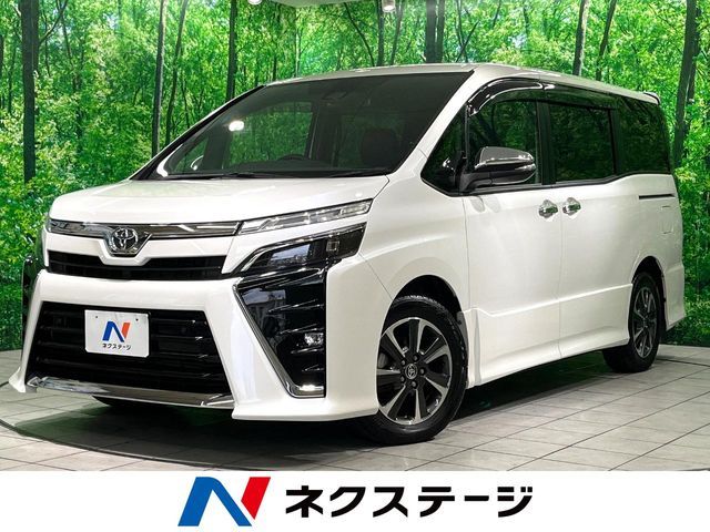TOYOTA / VOXY