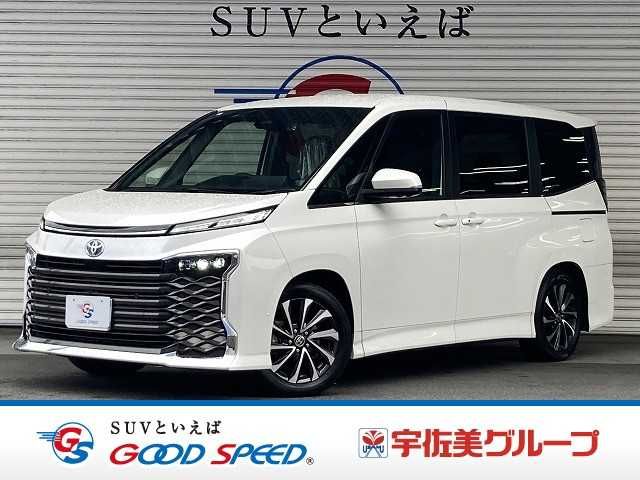 TOYOTA / VOXY HYBRID