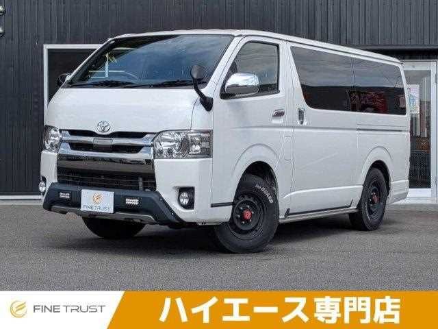 TOYOTA / HIACE van 4WD