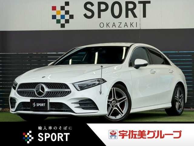 MERCEDES BENZ / MERCEDES BENZ A class sedan