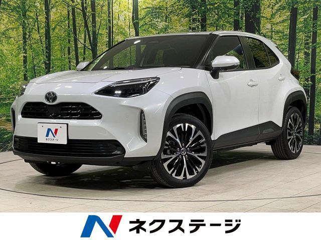 TOYOTA / YARIS CROSS HYBRID