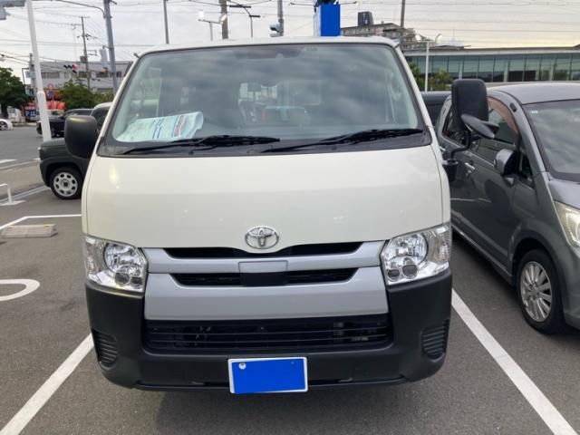 TOYOTA / REGIUSACE van 4WD