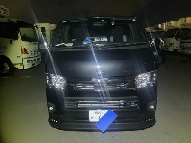 TOYOTA / HIACE van 2WD