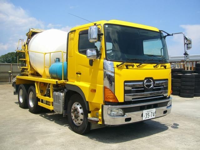 HINO / PROFIA