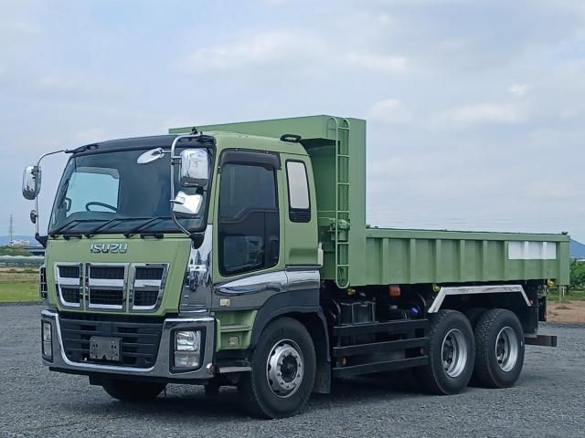 ISUZU / GIGA