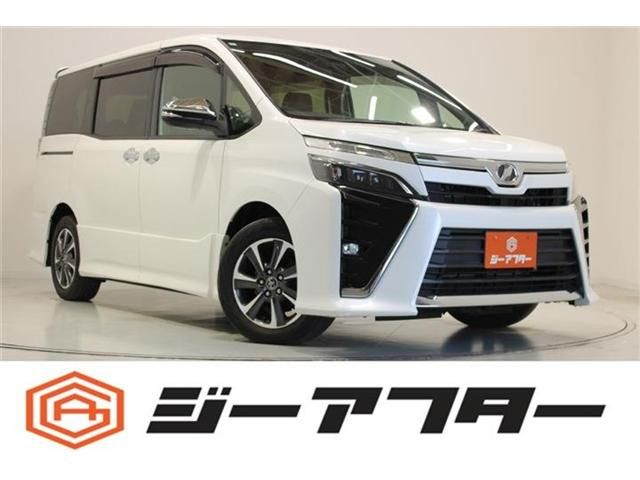 TOYOTA / VOXY