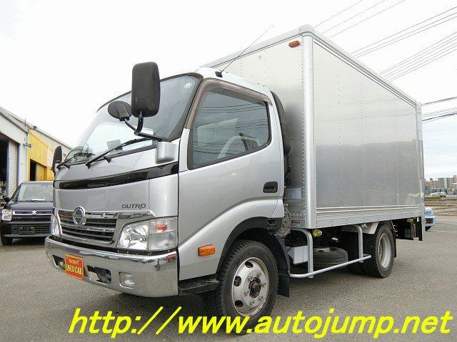 HINO / DUTRO