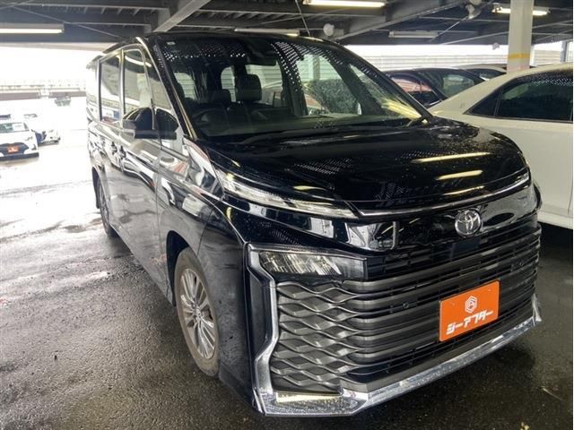 Japanese used car Ref# 1615620 TOYOTA / VOXY