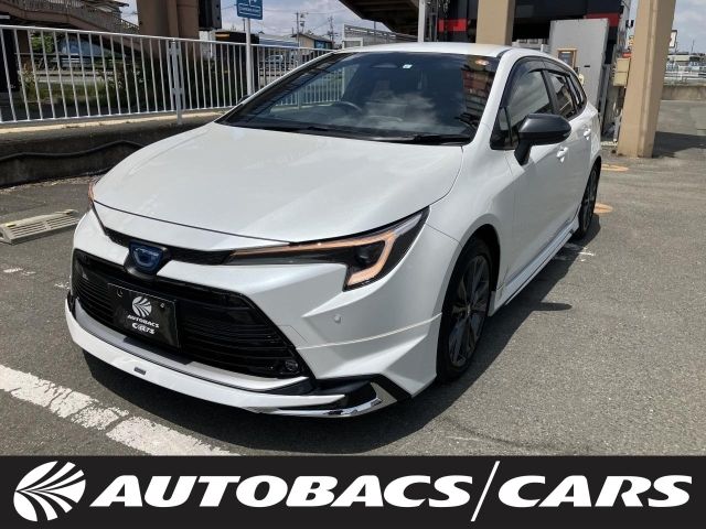 TOYOTA / COROLLA TOURING HYBRID 4WD