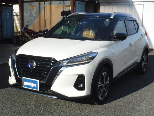 NISSAN / KICKS
