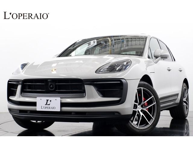 PORSCHE / PORSCHE Macan
