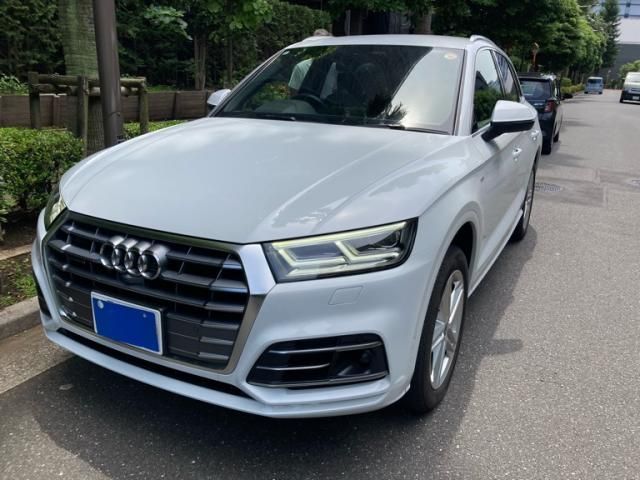 AUDI / AUDI Q5