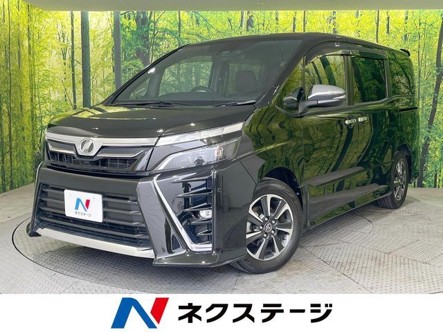 TOYOTA / VOXY