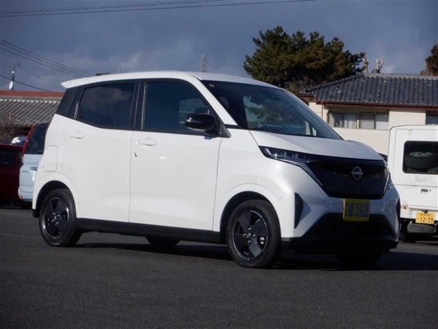 NISSAN / SAKURA