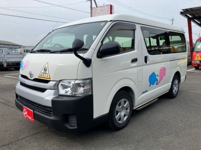 TOYOTA / HIACE wagon