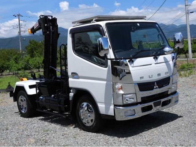 Japanese used car Ref# 1616039 MITSUBISHI / CANTER