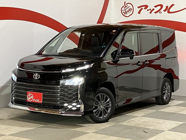 TOYOTA / VOXY 4WD