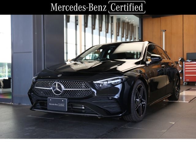 MERCEDES BENZ / MERCEDES BENZ A class sedan