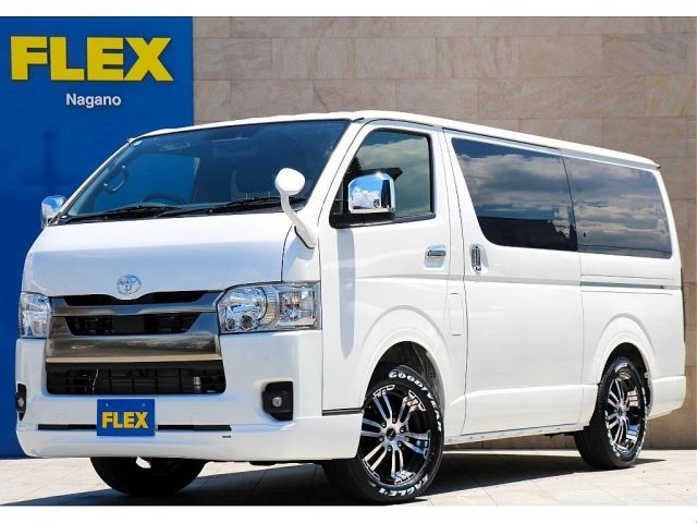TOYOTA / HIACE van 4WD