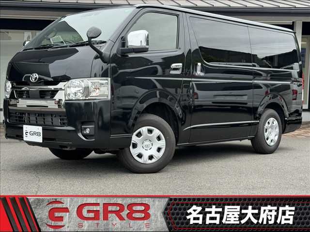 TOYOTA / HIACE van 4WD