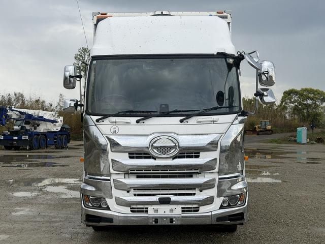 Japanese used car Ref# 1616686 HINO / PROFIA