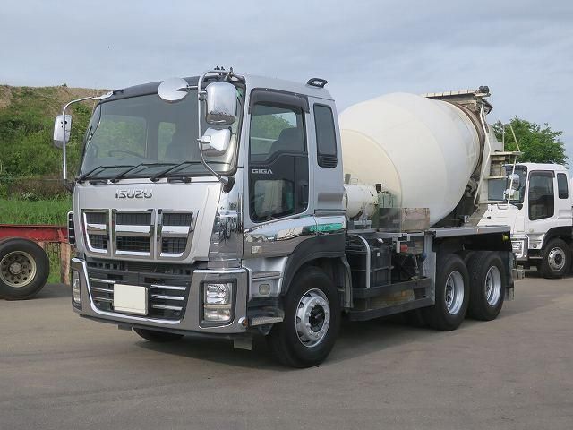 ISUZU / GIGA