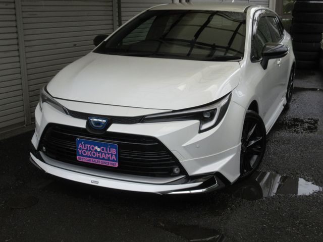 TOYOTA / COROLLA TOURING HYBRID 4WD