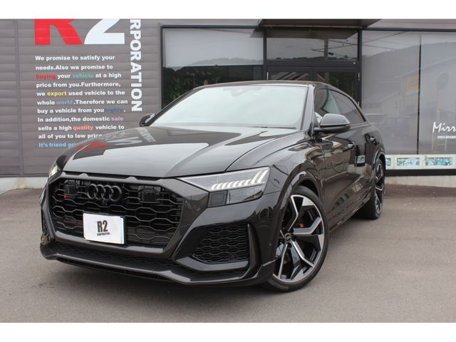 AUDI / AUDI RS Q8