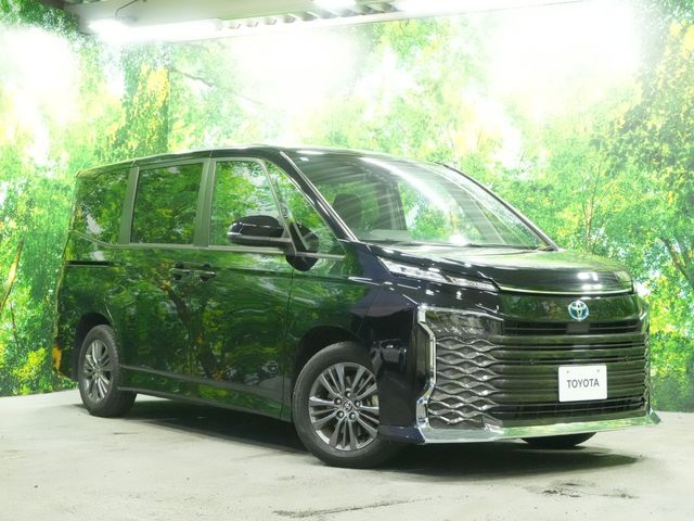 Japanese used car Ref# 1616873 TOYOTA / VOXY HYBRID
