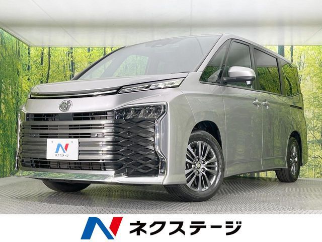 TOYOTA / VOXY