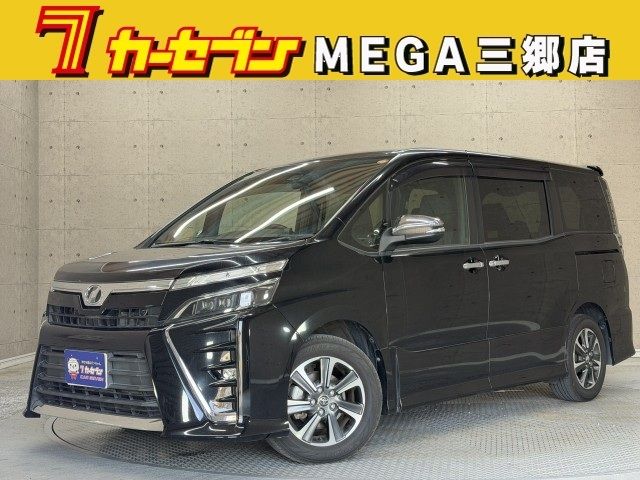 TOYOTA / VOXY
