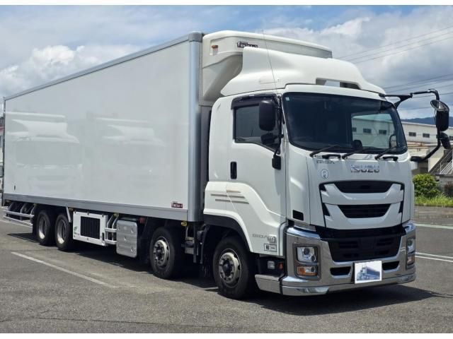 ISUZU / GIGA