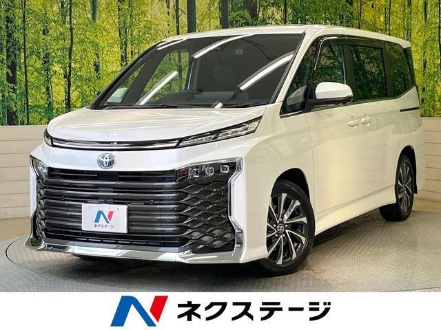 TOYOTA / VOXY HYBRID