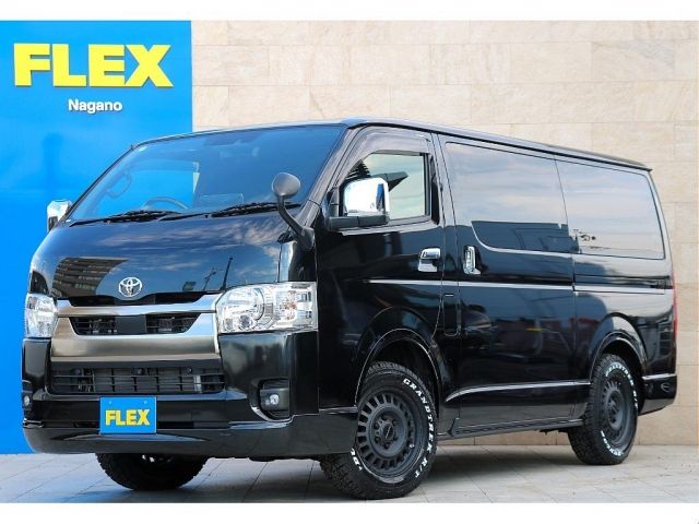 TOYOTA / HIACE van 4WD