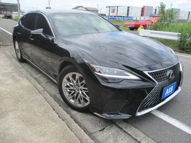 TOYOTA / LEXUS LS500h 4WD