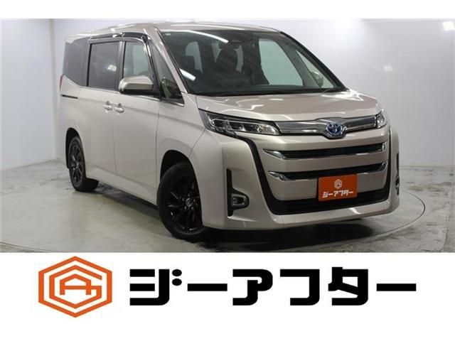 TOYOTA / NOAH HYBRID