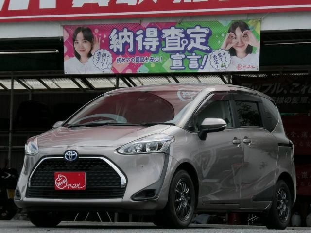 TOYOTA / SIENTA HYBRID