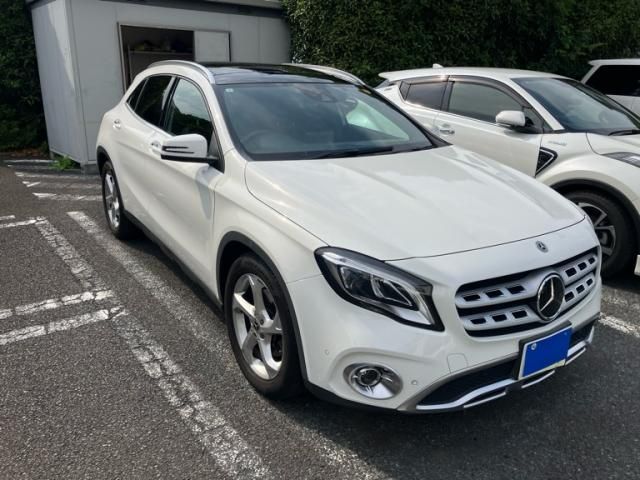 MERCEDES BENZ / MERCEDES BENZ GLA class