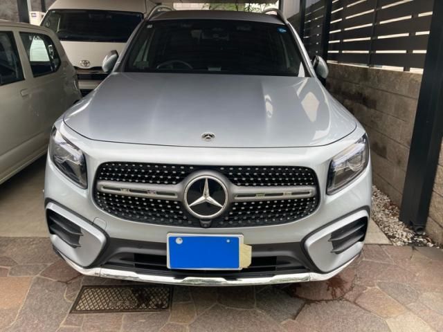 MERCEDES BENZ / MERCEDES BENZ GLB