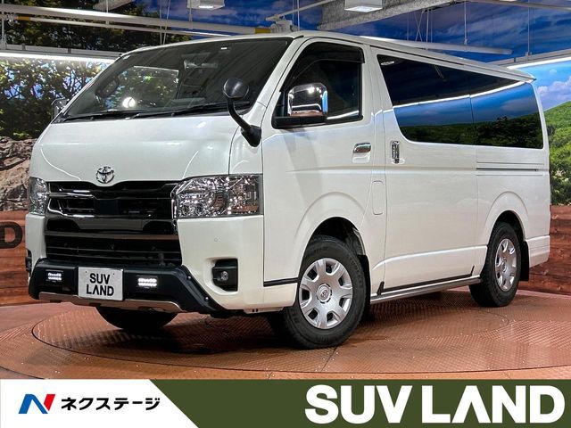 TOYOTA / HIACE van 4WD