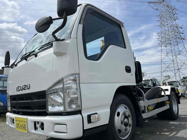 Japanese used car Ref# 1618539 ISUZU / ELF