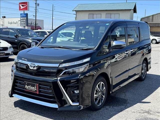 TOYOTA / VOXY