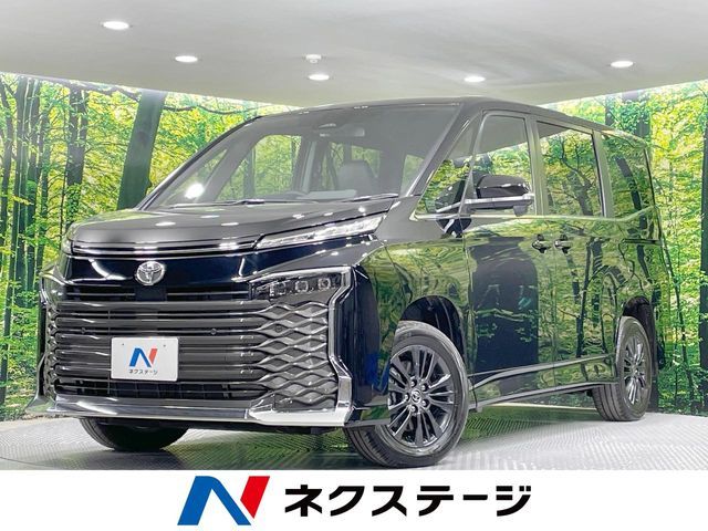 TOYOTA / VOXY 4WD
