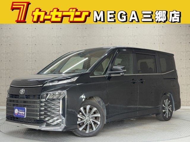 TOYOTA / VOXY
