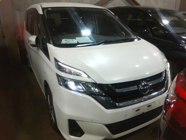 NISSAN / SERENA  S-HYBRID 4WD